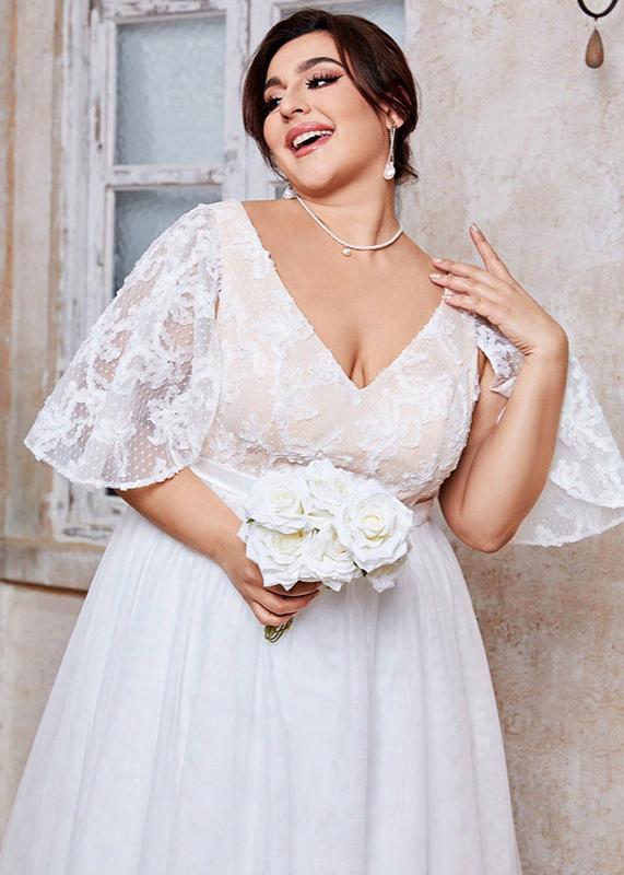 Plus-size Butterfly Sleeve Long White Lace Tulle Dress