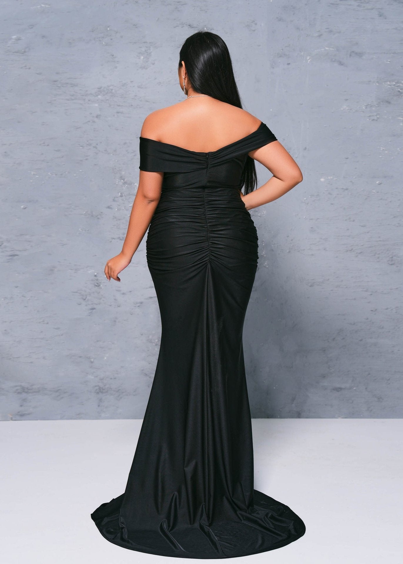 Plus-size Off Shoulder Backlss Mermaid Dress